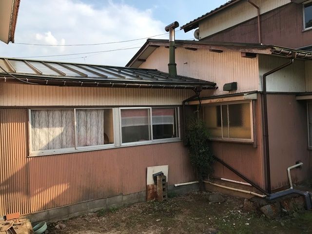 福井市で雨樋交換の工事です